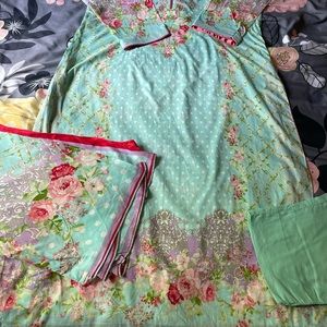 Lawn Salwar Kameez bust 42